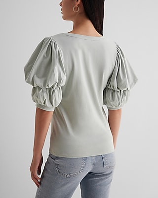 Skimming Scoop Neck Puff Sleeve Tee