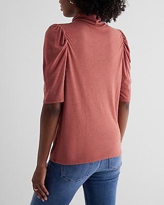 Skimming Linen-Blend Mock Neck Puff Sleeve Tee