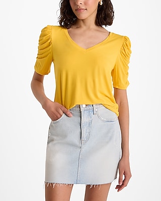 Supersoft Skimming V-Neck Puff Sleeve Tee