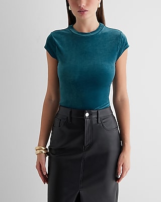 Body Contour Velvet Crew Neck Short Sleeve Tee