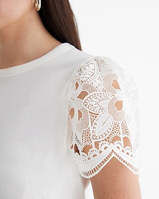 EX SS GRACE EYELET SLV TEE 8611632:HONEYBEE:XL
