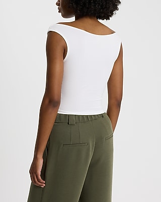 Body Contour Off The Shoulder Cropped Tee in Stretch Cotton