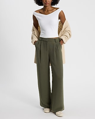 Body Contour Off The Shoulder Cropped Tee in Stretch Cotton
