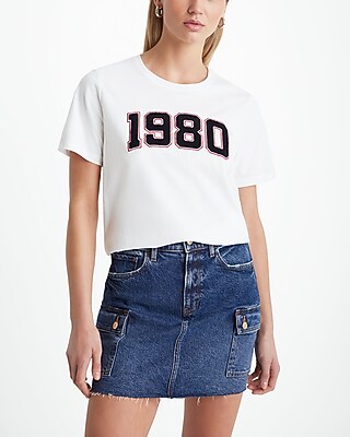 Juniors' Chicago Short Sleeve Crew Neck Graphic Tee