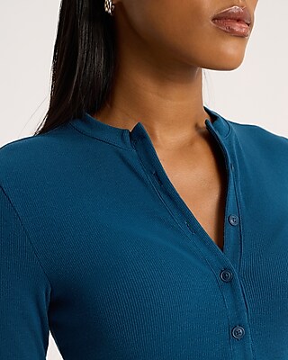 Fitted Ribbed Elbow Sleeve Henley Tee