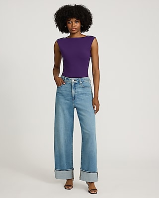 Body Contour High Compression Boat Neck Open Back Tee