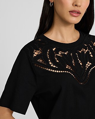 Crochet Crew Neck Short Sleeve Cropped Boyfriend Tee