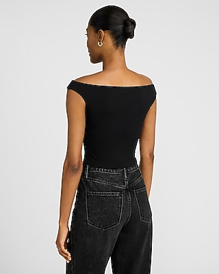 Body Contour Stretch Cotton Off The Shoulder Tee