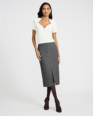 Studio Stretch Crepe Sweetheart V-Neck Short Sleeve Tee