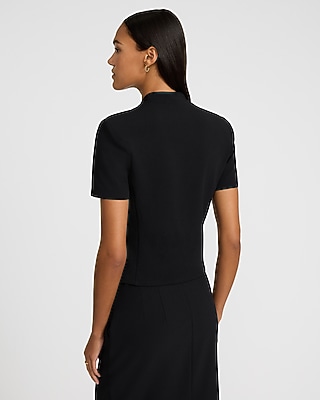 Studio Stretch Crepe Sweetheart V-Neck Short Sleeve Tee