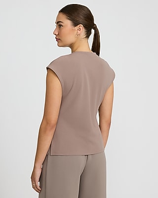 Signature Crepe Crew Neck Ruched Tank