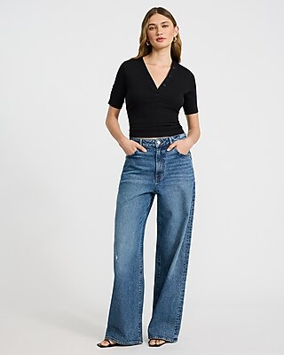 Fitted Ribbed V-Neck Elbow Sleeve Henley Tee - image 3