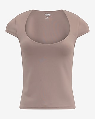 Body Contour High Compression Scoop Neck Cap Sleeve Tee