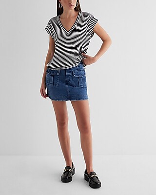 Skimming Striped V-Neck Short Sleeve Tee