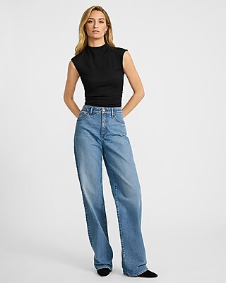 Textured Mock Neck Cap Sleeve Ruched Top - image 3