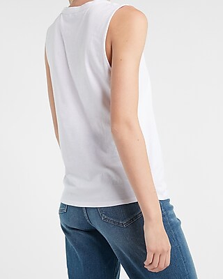 Skimming Twist Front Muscle Tank