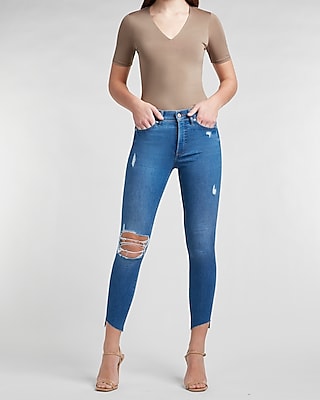 Body Contour Double Layer V-Neck Tee