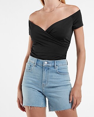 body contour double layer off the shoulder ruched tee
