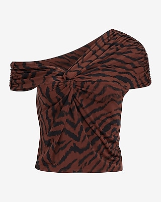 Body Contour Compression Silky Animal Print Twist One Shoulder Cropped Tee