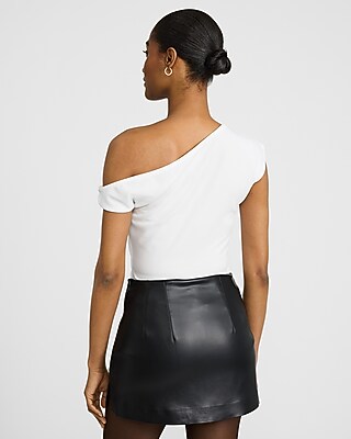 Crepe Off The Shoulder Twist Tank