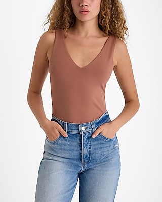 Body Contour High Compression Double V-Neck Tank