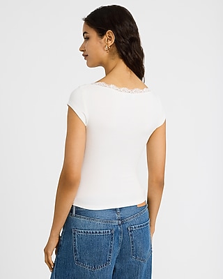 Ribbed Scoop Neck Short Sleeve Lace Trim Tee