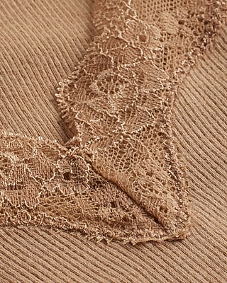 Essential Fitted Ribbed V-Neck Lace Trim Cami