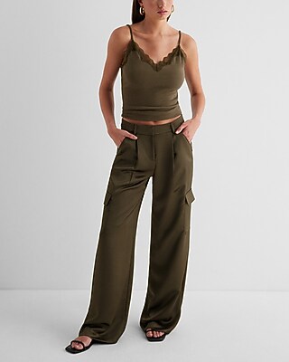 Essential Fitted Ribbed V-Neck Lace Trim Cami