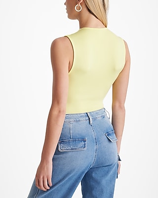 Body Contour Compression Deep V-Neck Bodysuit - thumbnail 5