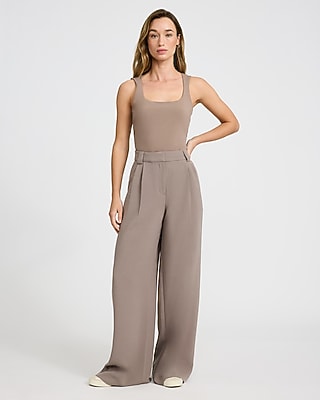 Body Contour Light Compression Stretch Cotton Square Neck Tank