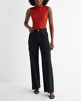 Body Contour Snakeskin Jacquard Mock Neck Tank
