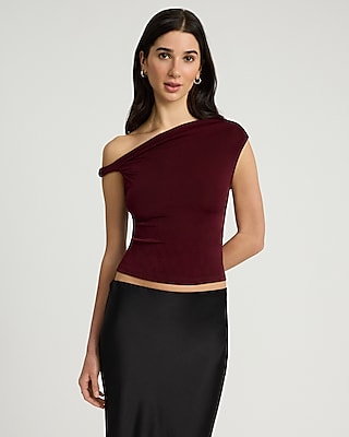 Off The Shoulder Asymmetrical Twist Tank
