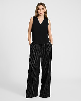 Signature Crepe V-Neck Tank