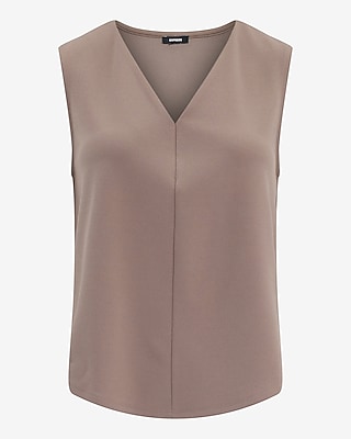 Signature Crepe V-Neck Tank