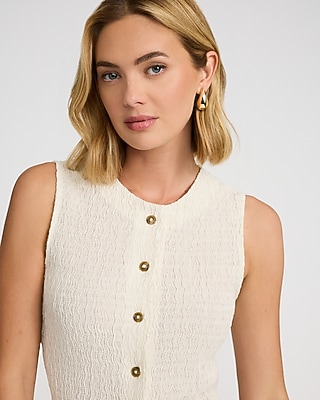 Textured Sleeveless Button Down Tank