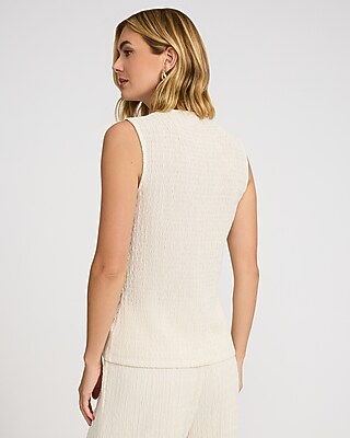 Textured Sleeveless Button Down Tank