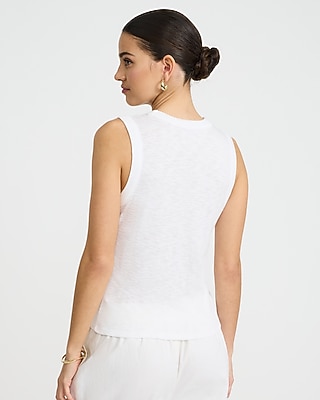 Fitted Ribbed Crew Neck Tank