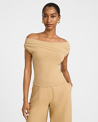 Off The Shoulder Crossover Front Pleated Top