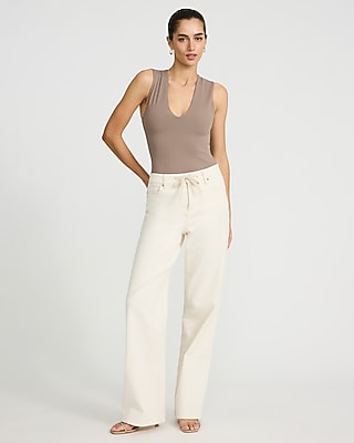 Body Contour High Compression Deep V-Neck Bodysuit