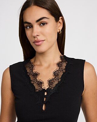 Ribbed Lace Trim V-Neck Button Front Tank