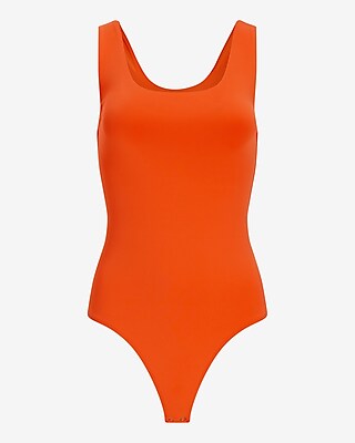 Body Contour High Compression Scoop Neck Bodysuit
