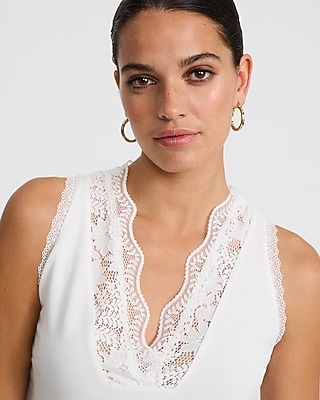 Lace Trim V-Neck Knit Tank