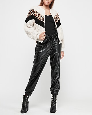 express sherpa pullover