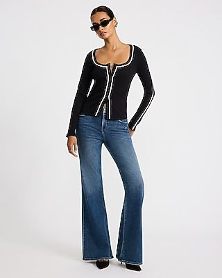 Tipped Scoop Neck Long Sleeve Button Front Tee - thumbnail 9