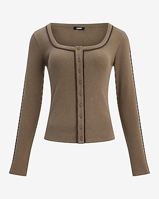 Tipped Scoop Neck Long Sleeve Button Front Tee - thumbnail 5