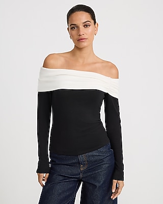 Color Block Off The Shoulder Long Sleeve Ruched Top