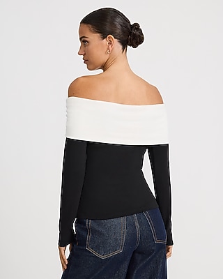 Color Block Off The Shoulder Long Sleeve Ruched Top