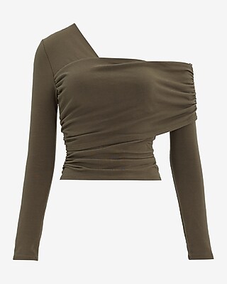 Asymmetrical Neck Long Sleeve Ruched Tee - image 4