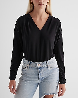 Skimming V-Neck Long Sleeve Pleated Shoulder Top