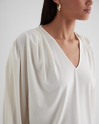 Skimming V-Neck Long Sleeve Pleated Shoulder Top